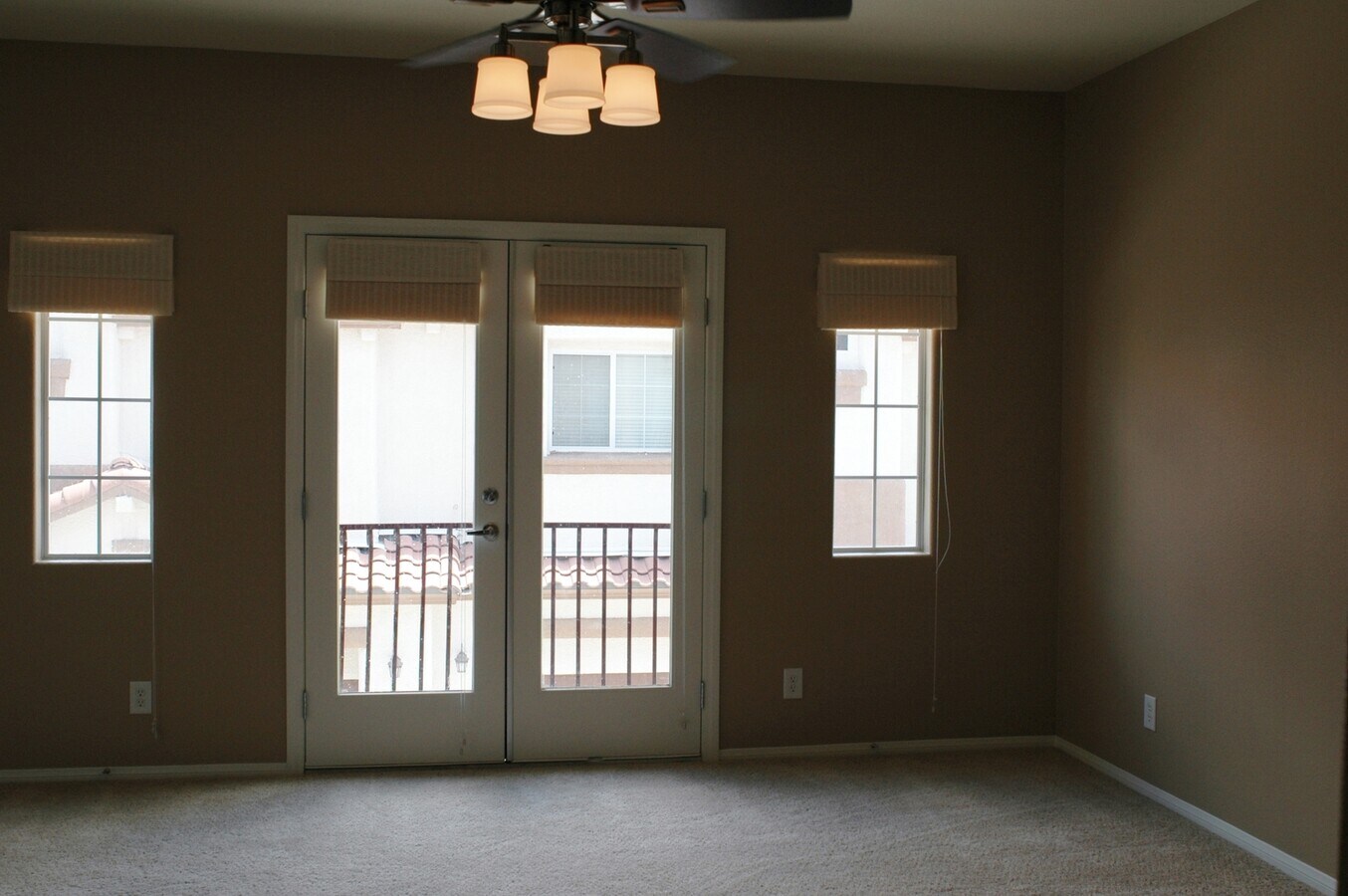 Photo - Beautiful West Henderson Townhouse - Gated!!