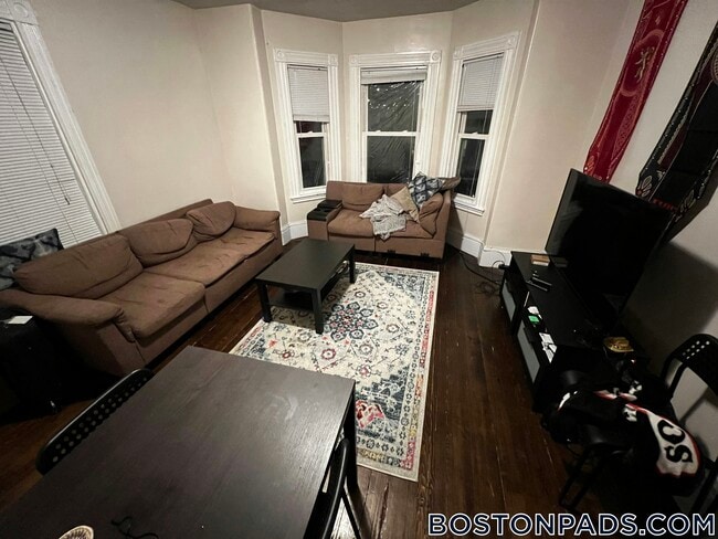 Photo - 40-42 Hillside St. Unidad H