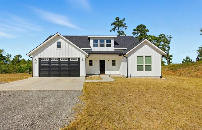 Building Photo - 152 Spring Hollow Trail