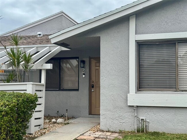 Photo - 603 Racquet Club Rd