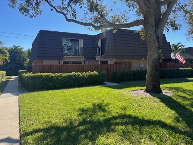 Building Photo - 1817 18th Ct