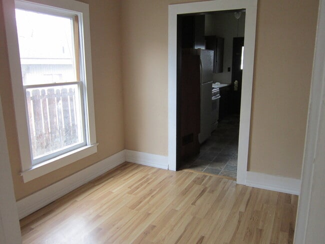 2136-2138 Wantland Ave Unit 2138
