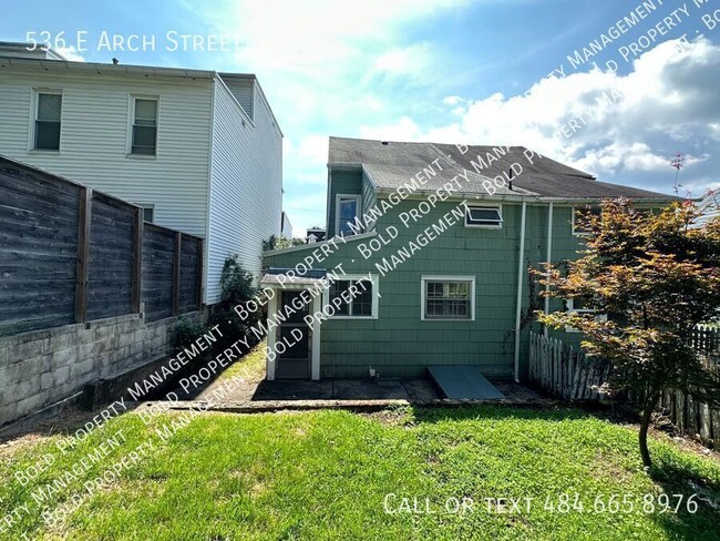 Building Photo - 536 E Arch St