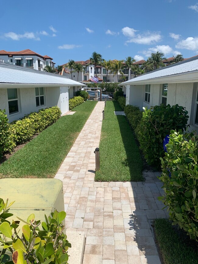 Photo - 1425 Curlew Ave Unidad Downtown Naples