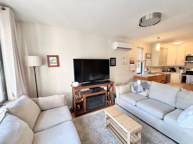 Photo - 2 BED - 1 BATH - OTTAWA - APARTMENT BUILDING Unit 1