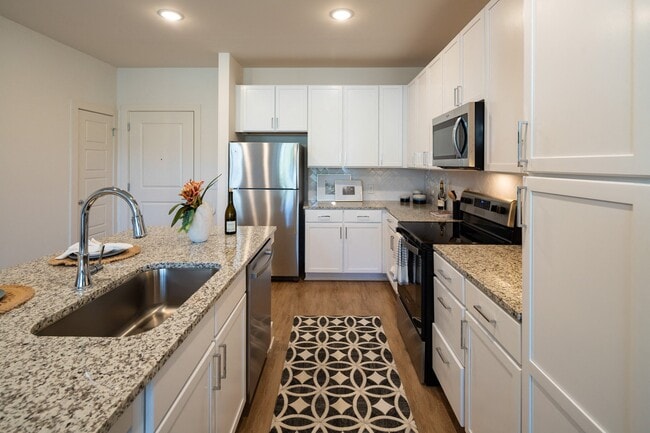 Building Photo - The Quincy Apartments