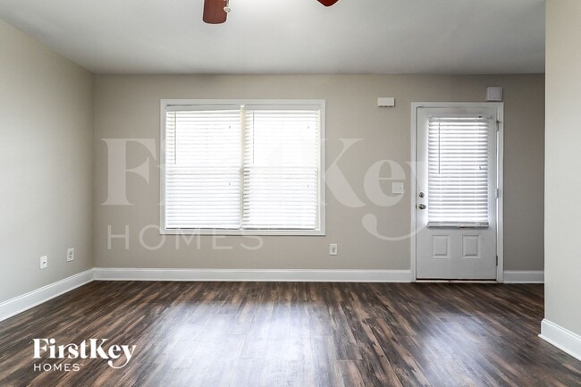 Photo - 6710 Sawnee Way