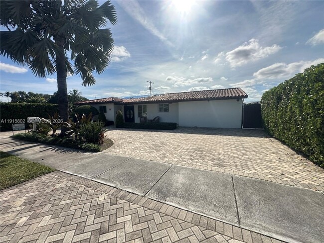 Building Photo - 7780 SW 28th St