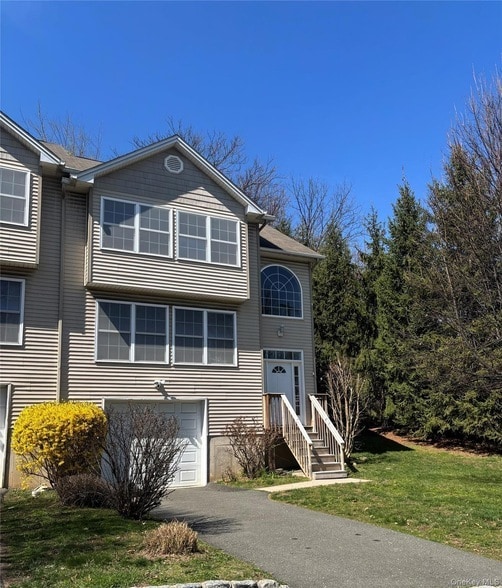 Photo - 16 W Railroad Ave Unit 5