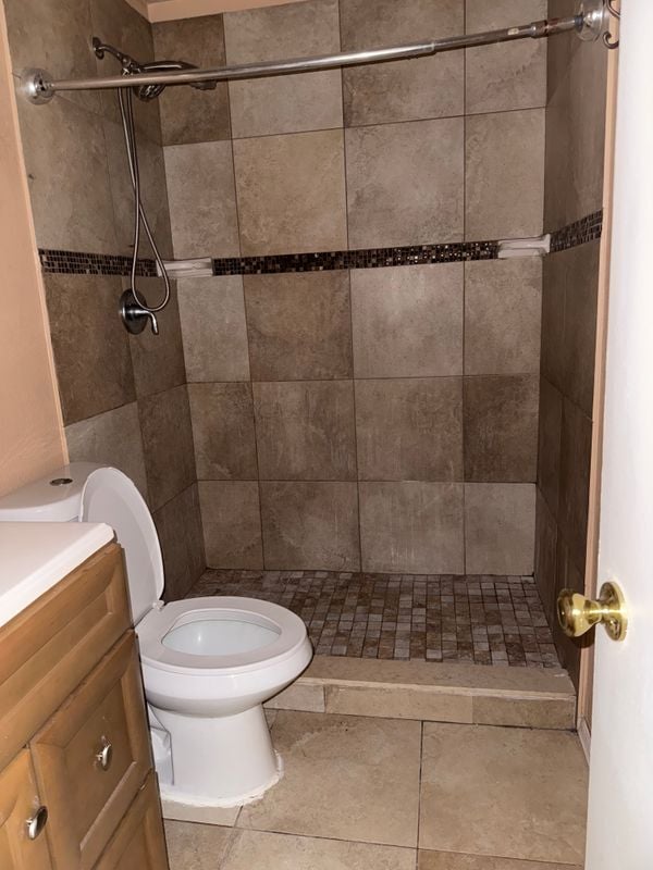 Photo - 1310 Cinnamon Way W