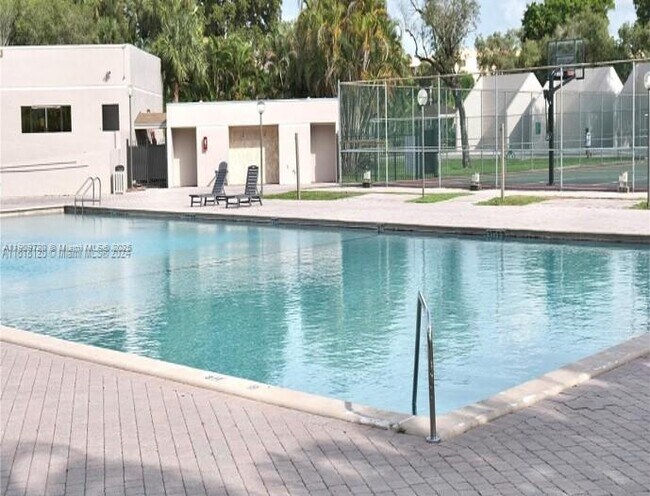 Photo - 8520 SW 133rd Avenue Rd Unidad 119