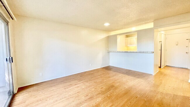 Photo - Alameda Apartments Unit 111