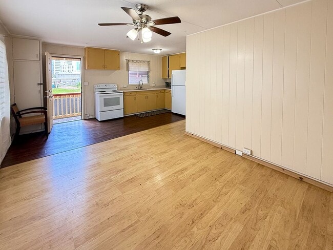 Photo - Charming 3-Bedroom Home with Massive Yard in Urban Honolulu!