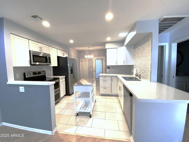 Photo - 101 N 7th St