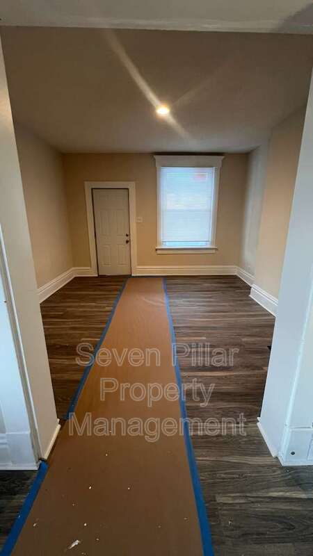 Photo - 1345 E Livingston Ave Unit 1345