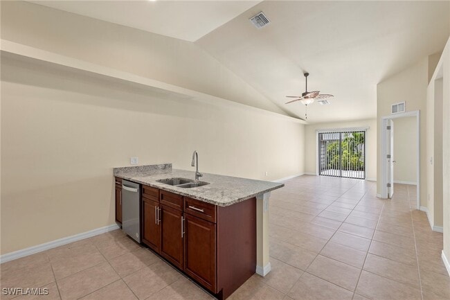 Photo - 3022 SW 15th Pl