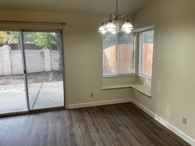 Photo - Antelope Highlands 3 Bdrm, 2 Bath!