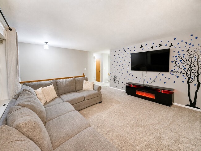 Photo - 1239 Bellflower Ave