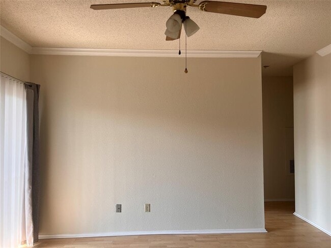 Photo - 12166 Metric Blvd Unidad 3007