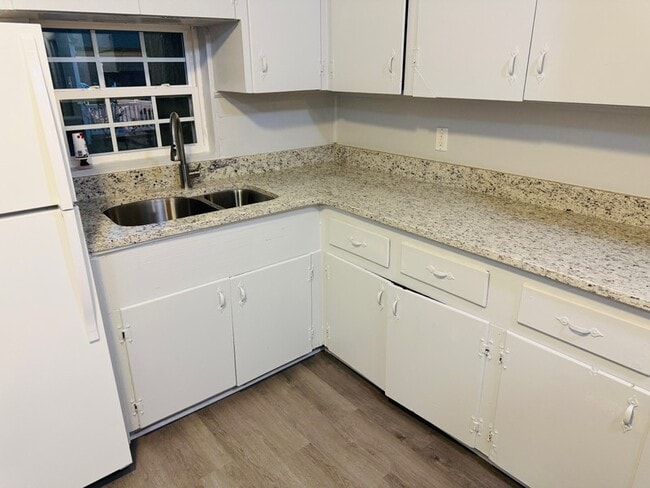 Photo - 2512 Rockwood Dr