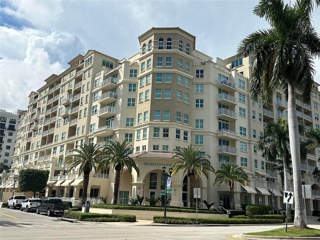 Building Photo - 99 SE Mizner Blvd Unit 313