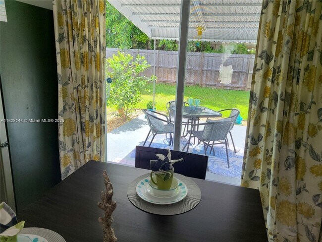 Photo - 2741 NE 16th Ave