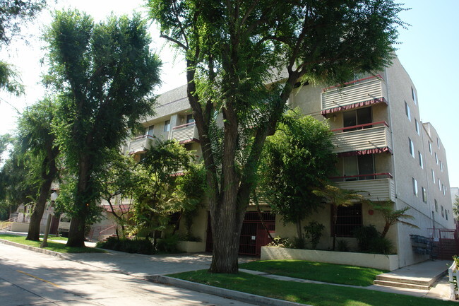 Photo - Park Dickens Apartments