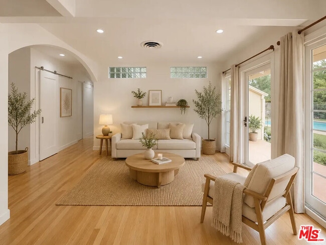 Photo - 19022 Sylvan St