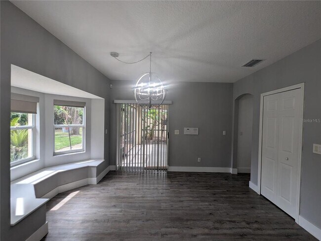 Photo - 6202 Gannetdale Dr