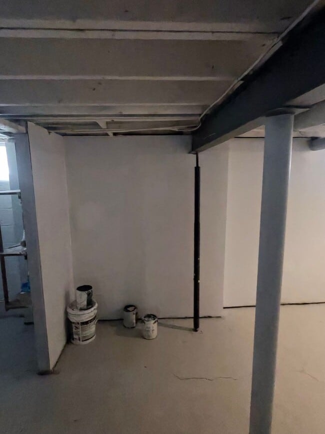 Photo - 3 bed 1 bath newly renovated