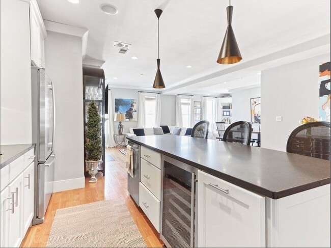 Photo - 525 E 7th St Unidad 5