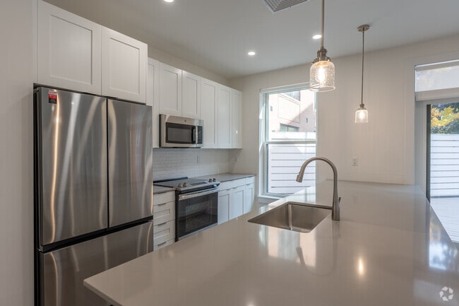 2BR, 2BA w/Den - 2,016SF - Kitchen
