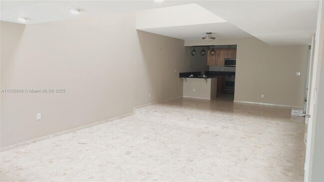 Photo - 350 Poinciana Island Dr