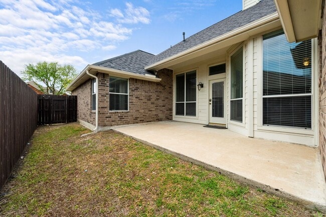 Photo - 3205 Hamlett Ln