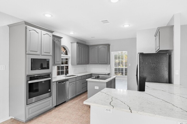 Photo - 5200 St Croix Ln
