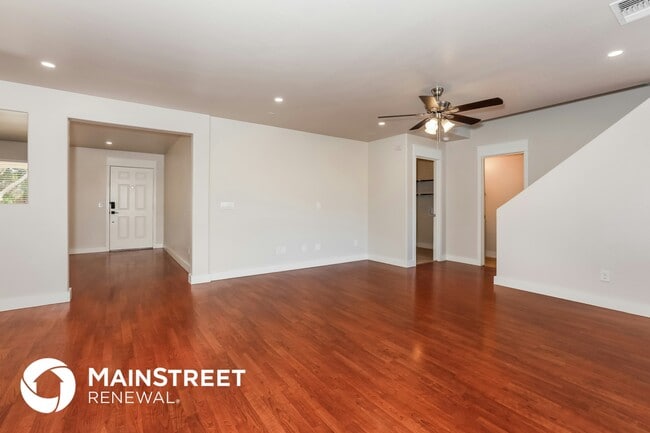 Photo - 1658 E Anastasia St