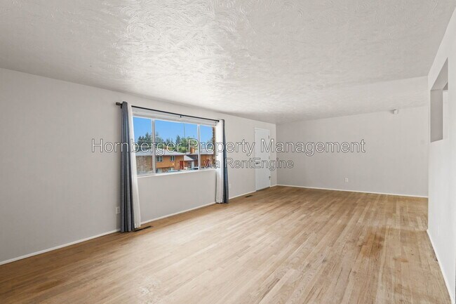 Photo - 9717 N Stevens St
