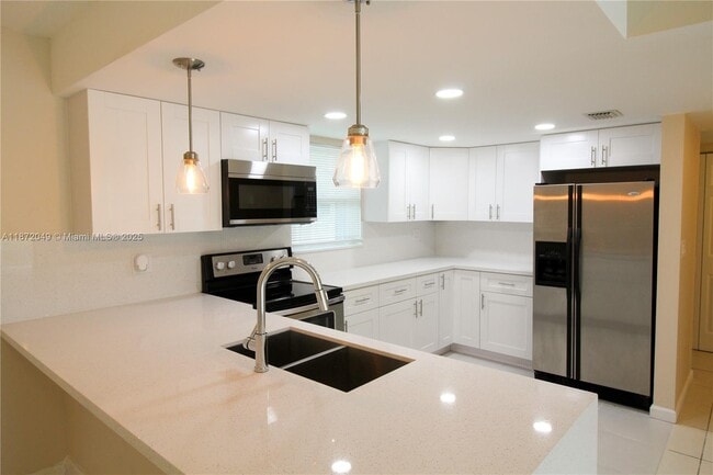 Building Photo - 9359 Fontainebleau Blvd Unit F207 Rental