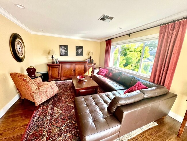 Charming 2 bed 1 bathroom unit in Pacific ... - Charming 2 bed 1 bathroom unit in Pacific ... House
