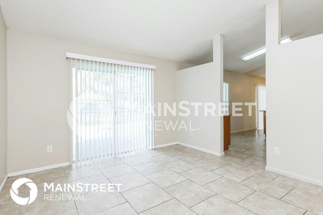 Photo - 625 Regency Way