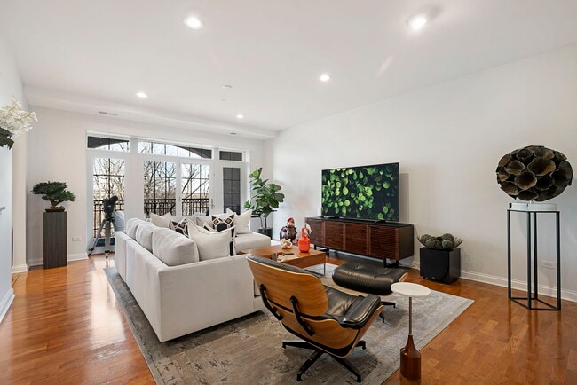 Photo - 1800 Amberley Ct Unit 407