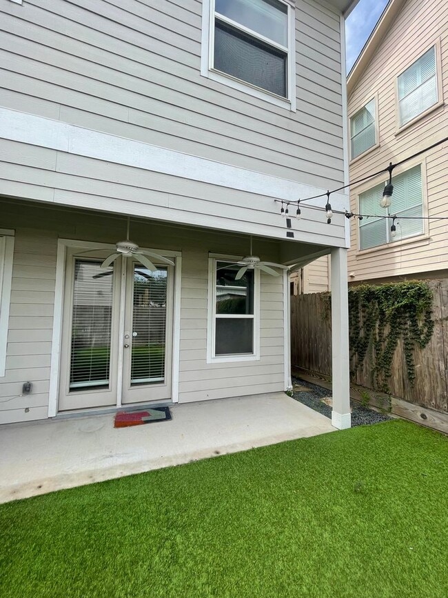 Photo - 1211 Marconi St