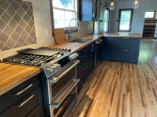 Photo - 143 Market St