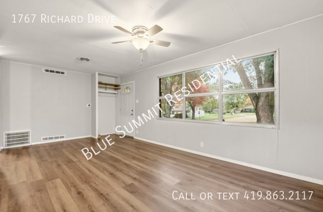 Photo - 1767 Richard Dr