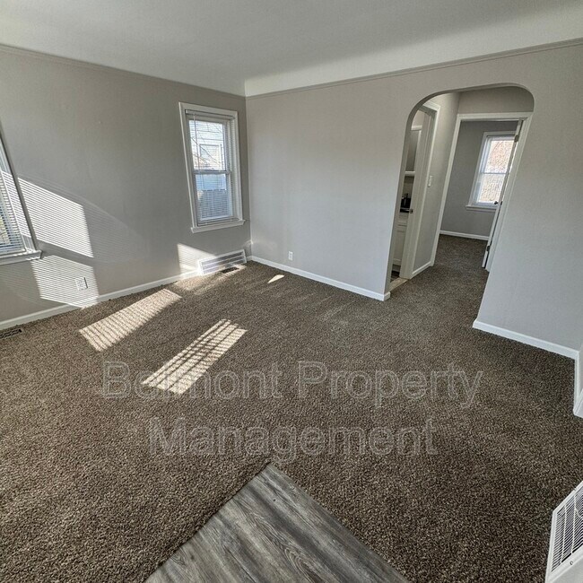 Photo - 19757 Elkhart St