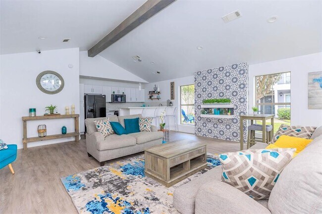 Photo - 5555 Holly View Dr Unit 111