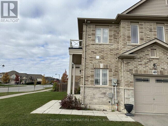 Photo - 40 Kingsborough Dr
