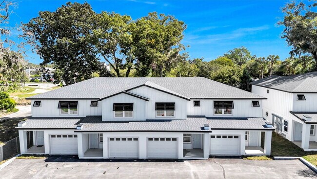 Photo - 37 SE 15th Terrace