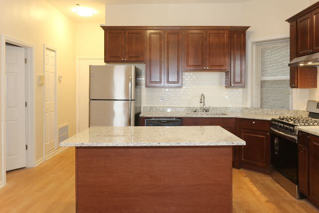 Photo - 1473 W Erie St Unidad M09H
