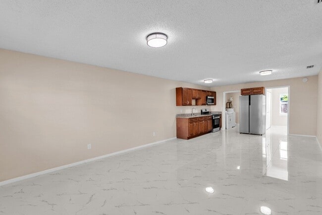 2809 Jefferson Pkwy Unit B